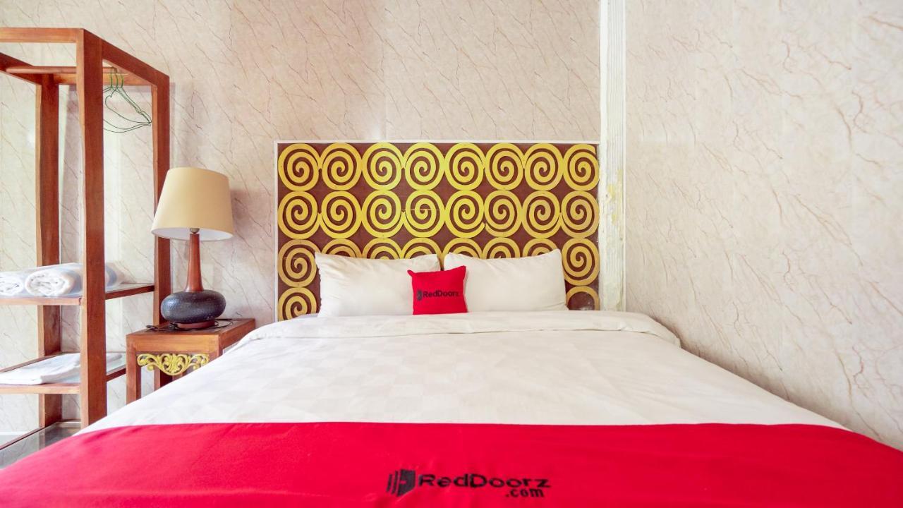Reddoorz At Villa Krisna Balangan Beach Джимбаран Экстерьер фото